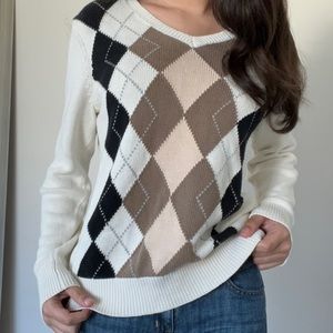 fall v neck argyle sweater